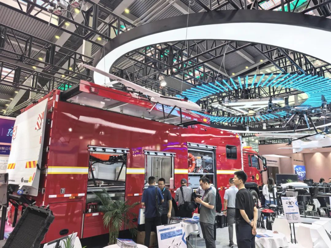 低空腾飞 安全护航｜百乐博无人机系列装备亮相2025国际低空经济与无人系统博览会