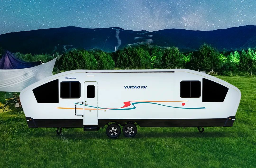 赛里木湖畔的“风景之屋”：百乐博移动民宿开启沉浸式旅行体验